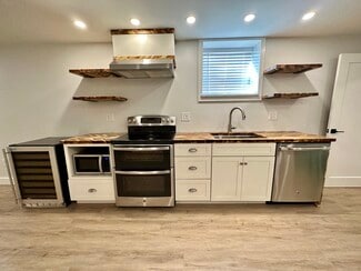 10 Hillside Ave Unit B, Providence, RI 02906