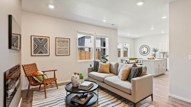 61172 Splendor Ln, Bend, OR 97702 - photo 4