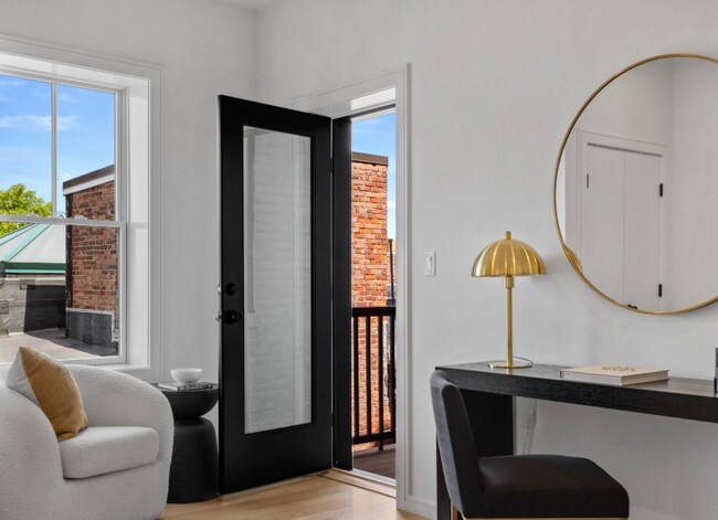 6 Claflin Rd unit 4, Brookline, MA 02445 - photo 7