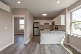 530 Chestnut St, Manchester, NH 03101