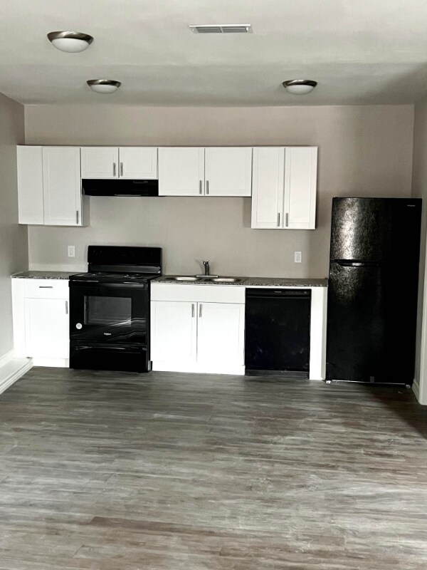 1533 Industrial Dr E unit 132, Sulphur Springs, TX 75482 - photo 2