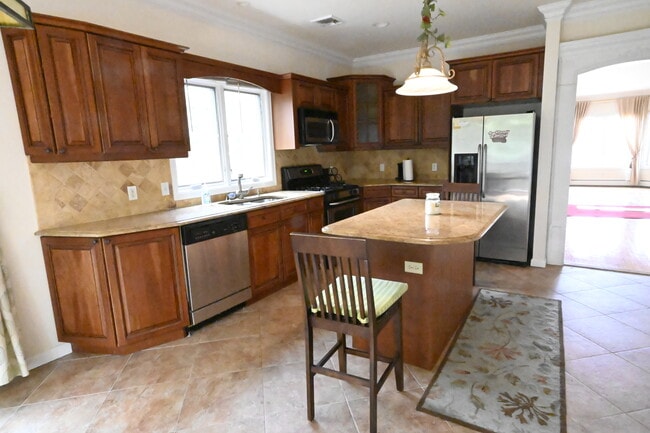 434B 7th St, Palisades Park, NJ 07650 - photo 4