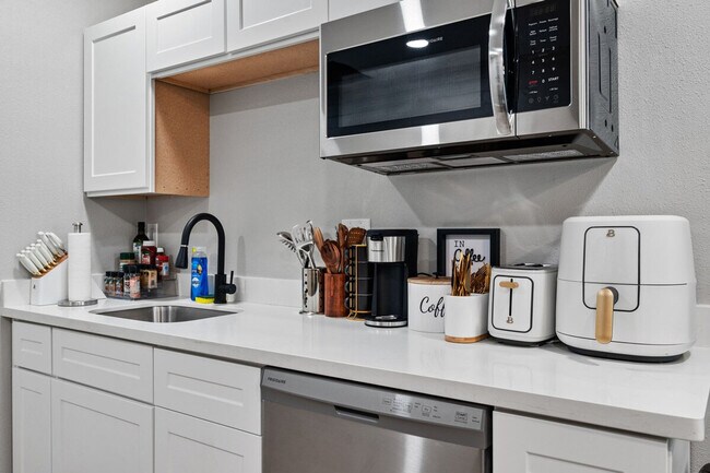 4117 W Virginia Ave unit ID1244356P, Phoenix, AZ 85009 - photo 7