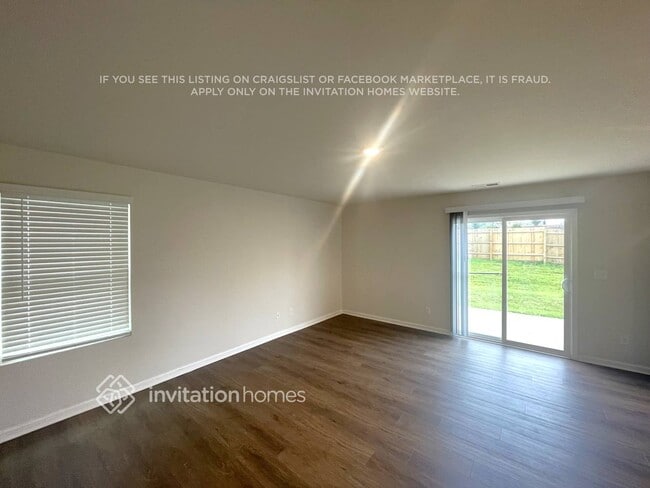 6144 Foggy Btm Cir, Charlotte, NC 28262 - photo 2