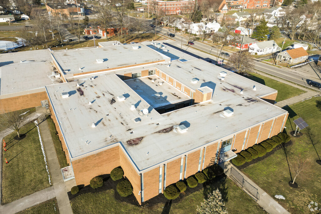 Lima North Middle School - 7