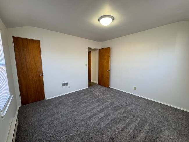 1718 Goff Ave unit 2, Eau Claire, WI 54701 - photo 7