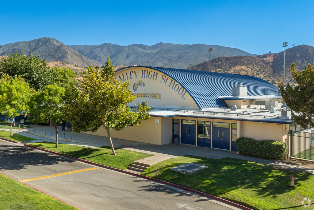 A gym at Kern Valley High School features the school mascot.