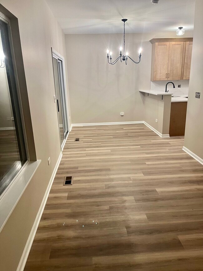 17537 S Gilbert Dr, Lockport, IL 60441 - photo 4