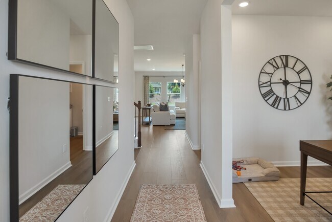 585 Nightengale Ridge Dr, Columbia, TN 38401 - photo 5