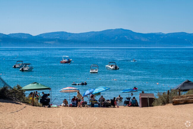 Zephyr Cove beach is among the most popular in Lake Tahoe with its beautiful views, nearby amenities and crystal blue waters.