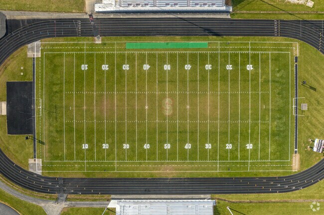 Sheridan High School offers high-level education to teenage students in Sheridan.