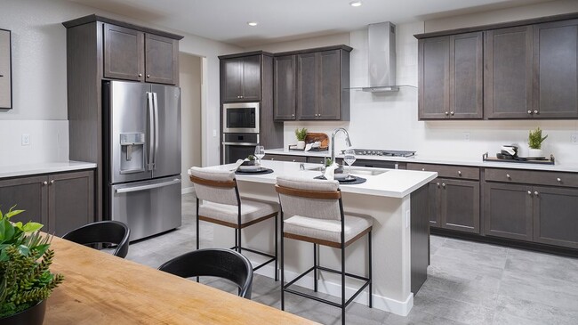 10451 Shore Breeze Ct, Stockton, CA 95219 - photo 2