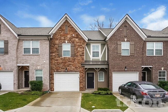 139 Hickory Station Ln, Mount Juliet, TN 37122 - photo 2