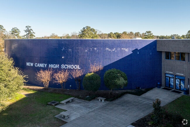 New Caney High School has a B grade from Niche.