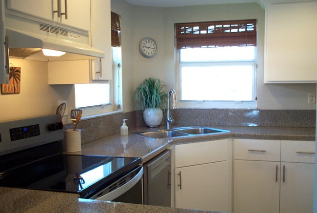 190 Pebble Beach Blvd unit 305, Naples, FL 34113 - photo 7