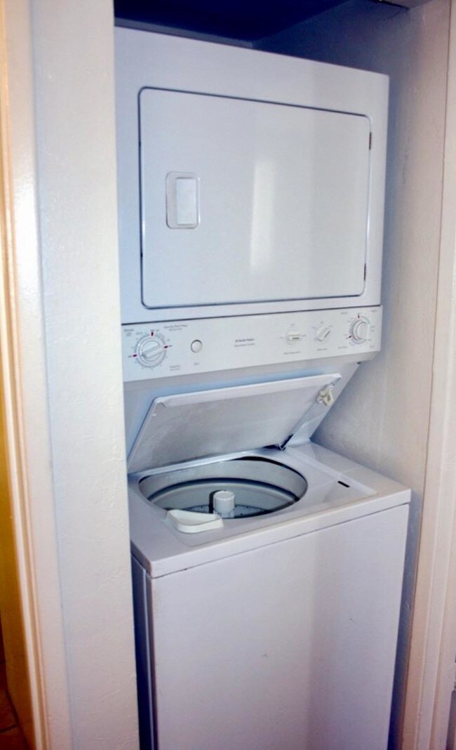 Apartment with Washer and dryer Tucson