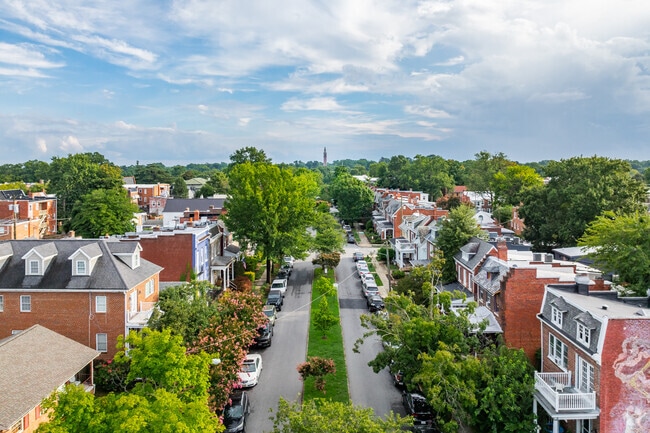 Carillon is a small neighborhood located in the heart of Richmond.