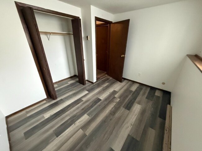 319 N 50th St unit 321, Grand Forks, ND 58203 - photo 6