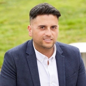 Agent Photo
