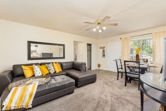 2196 Rockdell Dr, Fairborn, OH 45324