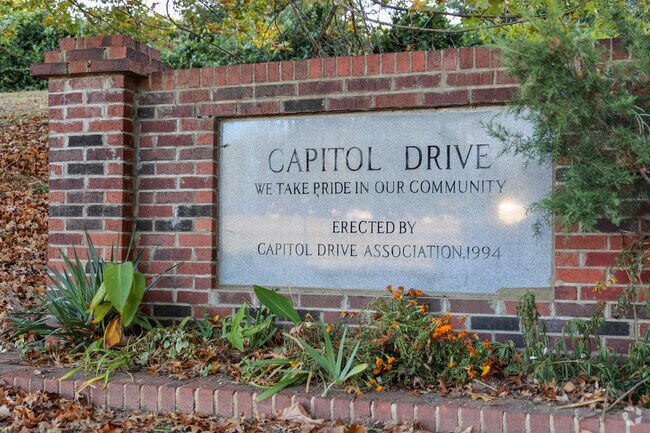 Captiol Drive is a great neighborhood just 10 minutes outside of Uptown Charlotte.
