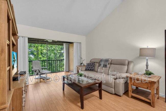 1626 Brookhouse Dr unit Bldg 9, Unit 235, Sarasota, FL 34231 - photo 5