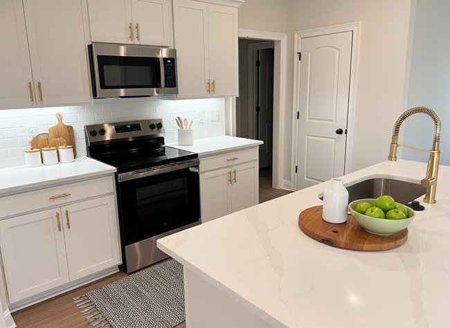 1300 Redfish Dr, Gulfport, MS 39507 - photo 4