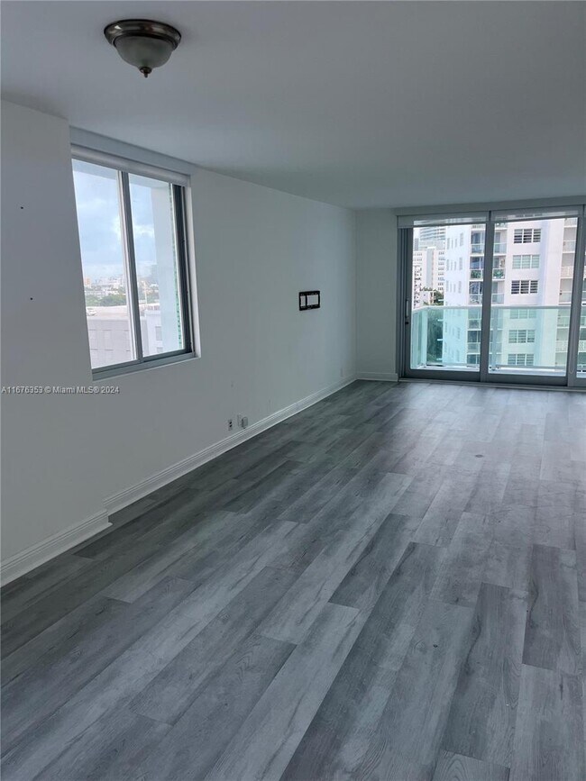 Mirador 1000 unit 1516, Miami Beach, FL 33139 - photo 5