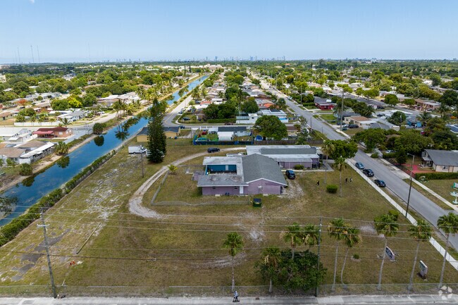 Etta Mae Anderson Private School is a small school with. big heart.