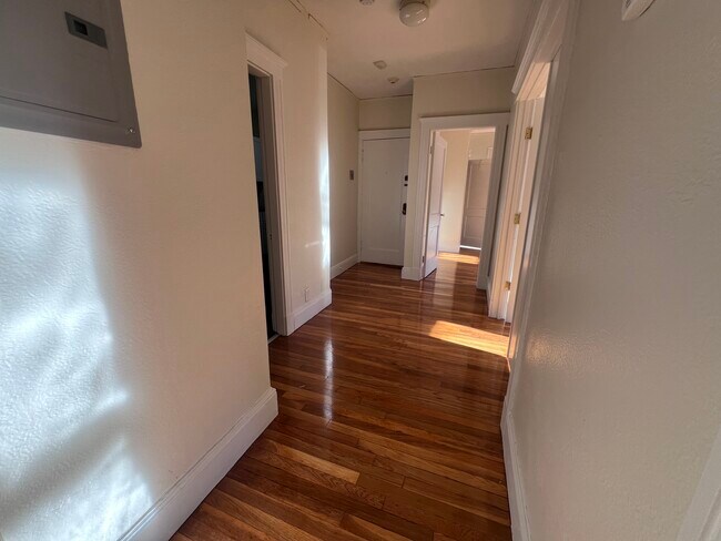 208 Kelton St unit 8-6, Allston, MA 02134 - photo 6