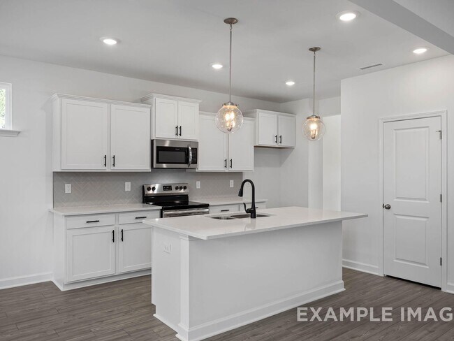 316 Longleaf Glen Ln, Zebulon, NC 27597 - photo 5