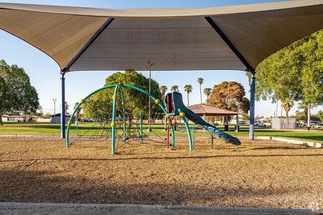 Sanguinetti Park includes a playground, making it a great spot for families with children.