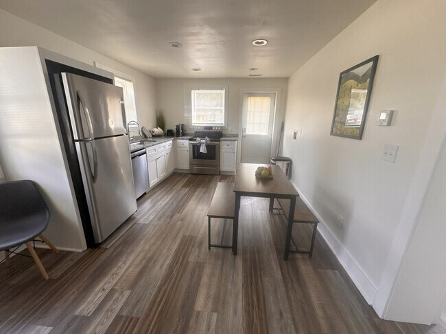 408 Cedar Lane Rd unit ID1302531P, Greenville, SC 29611 - photo 4