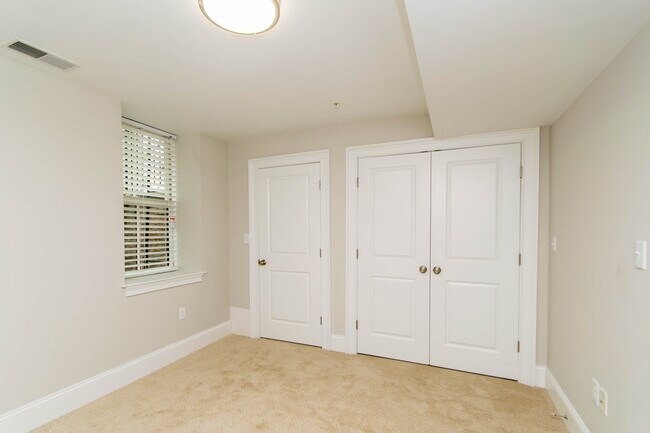 132 Columbia St unit 1, Cambridge, MA 02139 - photo 6