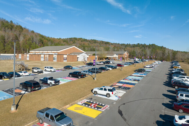 Springville High School is a 4 year public high school.