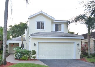 2990 Myrtle Oak Cir, Davie, FL 33328