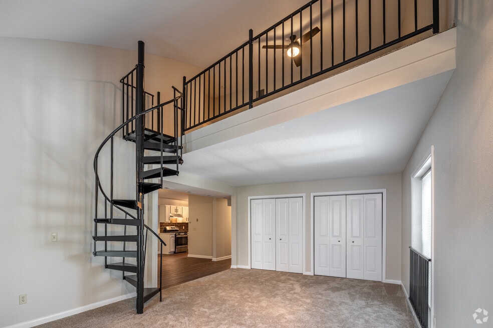 Retro 511, West Haven, CT 06516 - photo 1