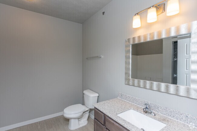 The Oaks, Watertown, SD 57201 - photo 7