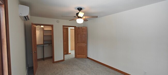 2473 Lake Ave unit 2, Saint Paul, MN 55110 - photo 6