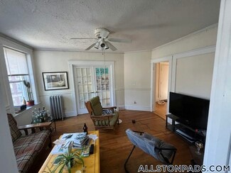 8 Barrows St Unit 3, Boston, MA 02134