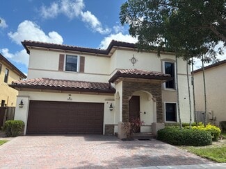 15166 SW 119th St, Miami, FL 33196
