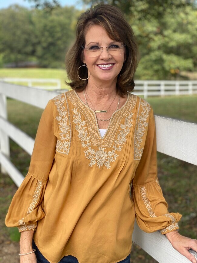 Vicki Lawson