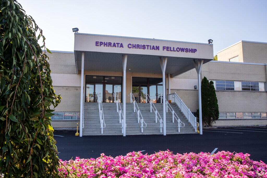 Olive Branch Christian Academy provides education in the neighborhood of 
Ephrata