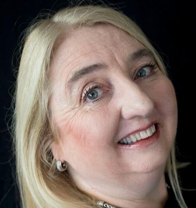Maureen Robinson