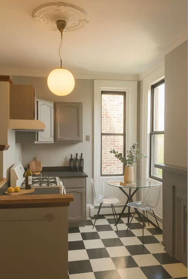 298 2nd St, Jersey City, NJ 07302
