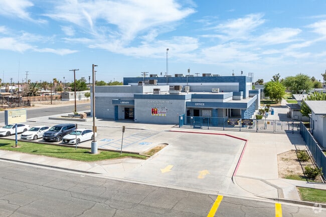 The afterschool programs at Grace Smith Elementary School are fantastic.