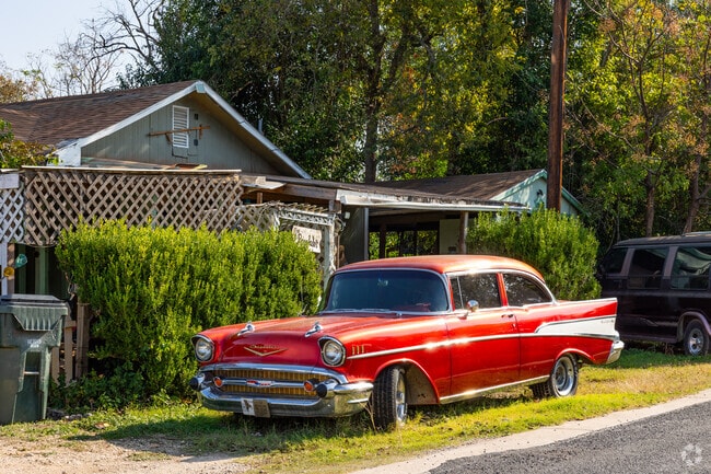 Classic cars, antique stores, and historic museums make Kyle a charming town.