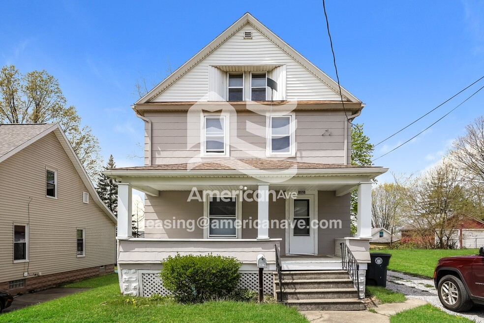 2074 16th St SW, Akron, OH 44314 - photo 1