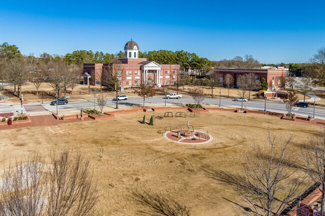 Towne Green is the heart of Snellville hosting many community events throughout the year.