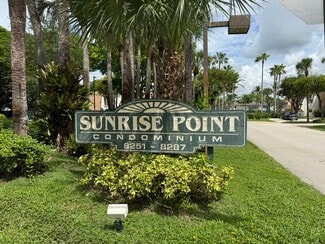 8261 SW 128th St Unit Sunrise Point, Pinecrest, FL 33156